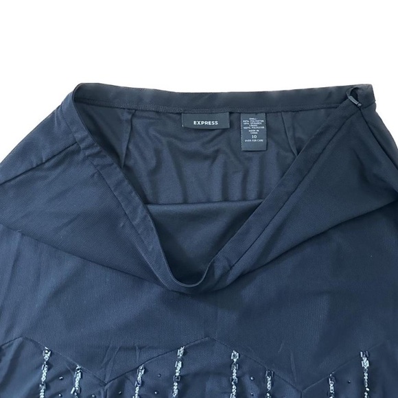 ⭐️EXPRESS - BLACK FLOWY MIDI SKIRT WITH BEADED DETAIL⭐️ - Picture 3 of 5